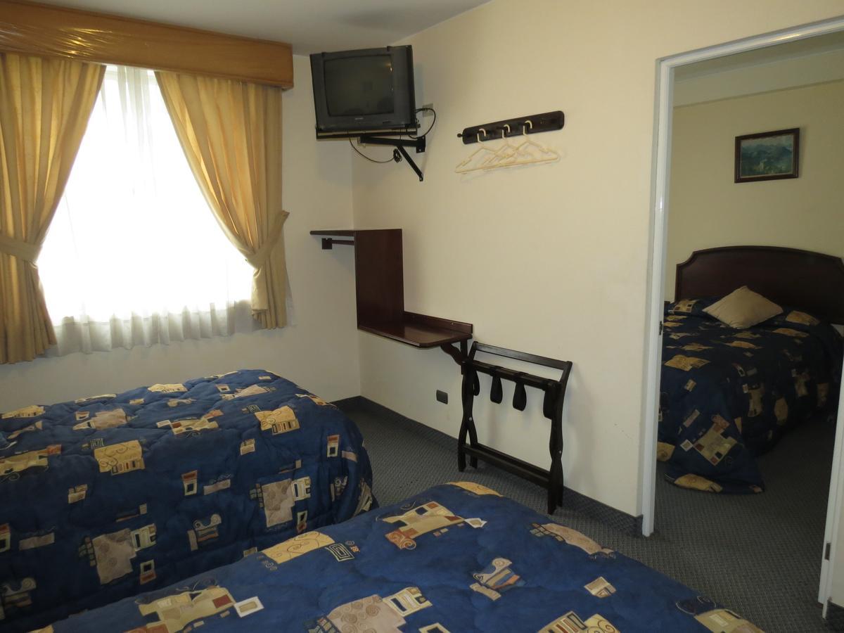 Hotel Plaza Mayor Lima Szoba fotó